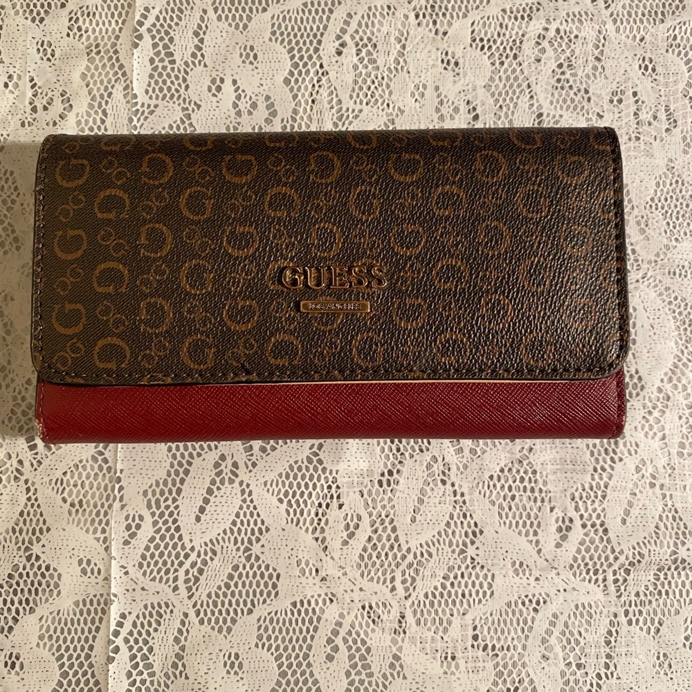 Nice Original Women’s Guess Wallet